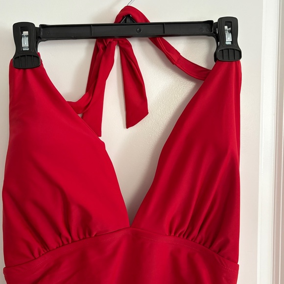 NWT- Tommy Hilfiger Women's Stretch Tummy Control Halter One Piece swimsuit, Red - Picture 6 of 11